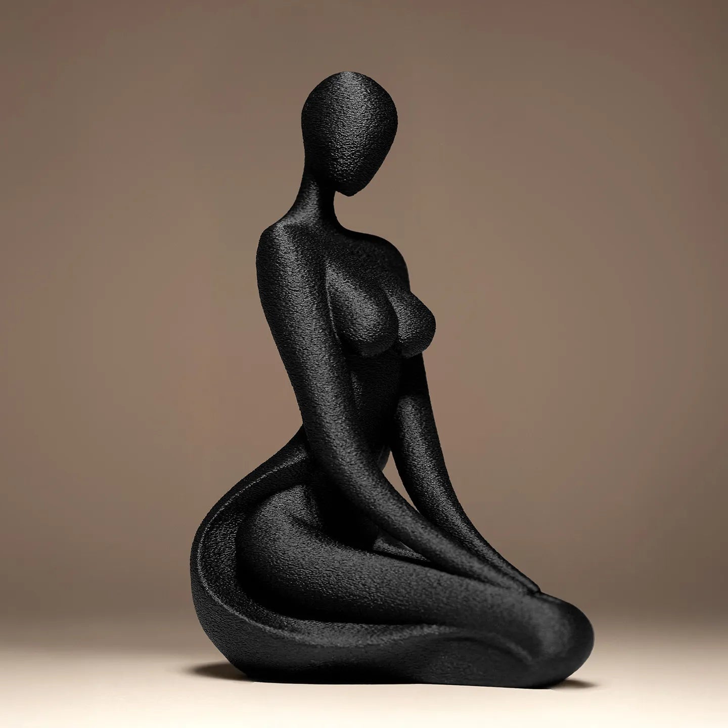 Kneeling Woman Ornament - My Store
